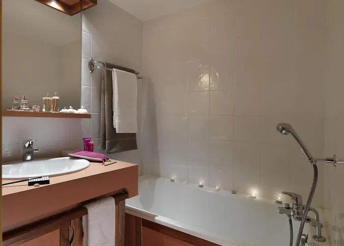 Odalys Tourotel Апарт-отель 3*